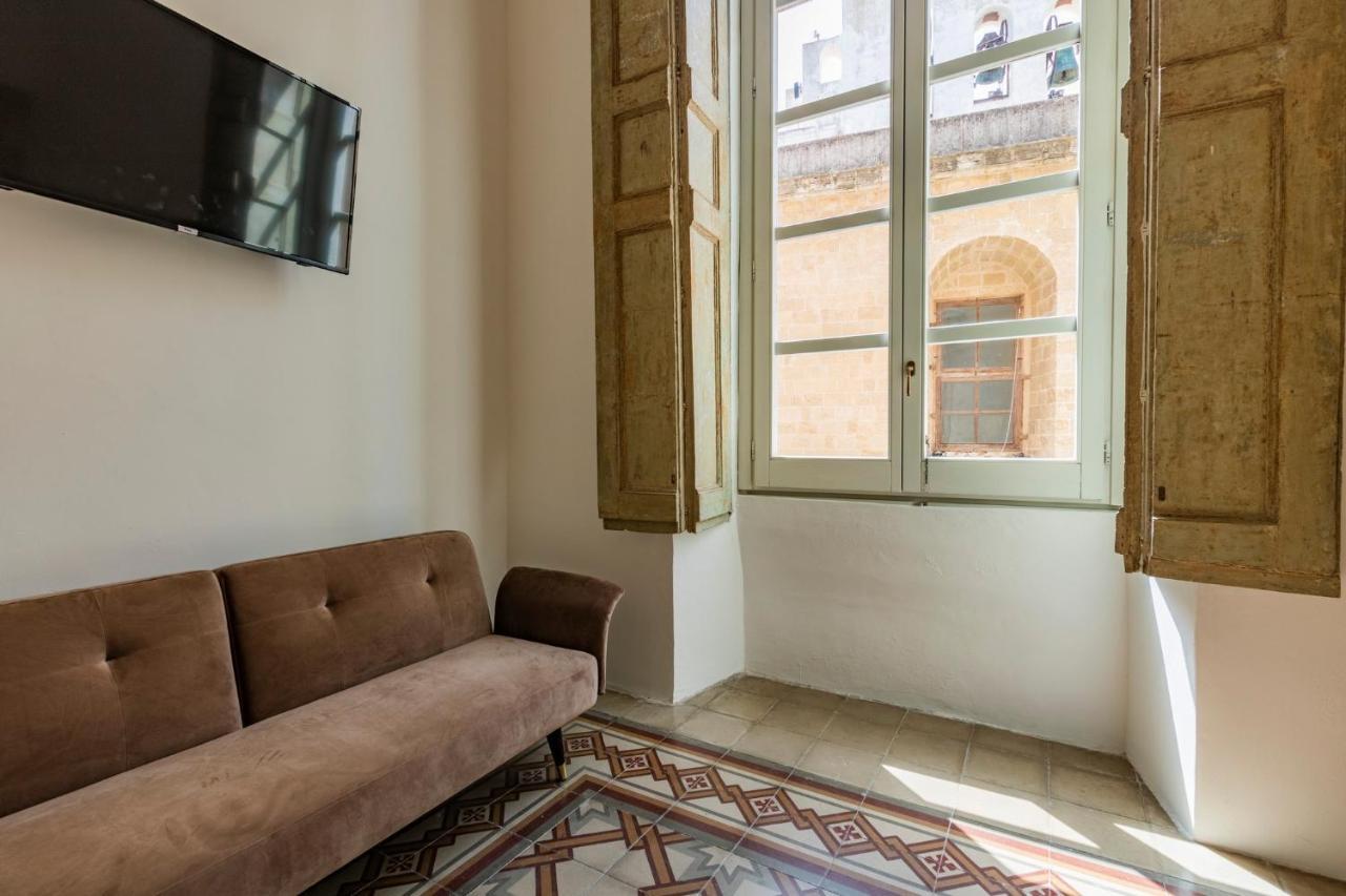 Palazzo Balsamo * Gallipoli